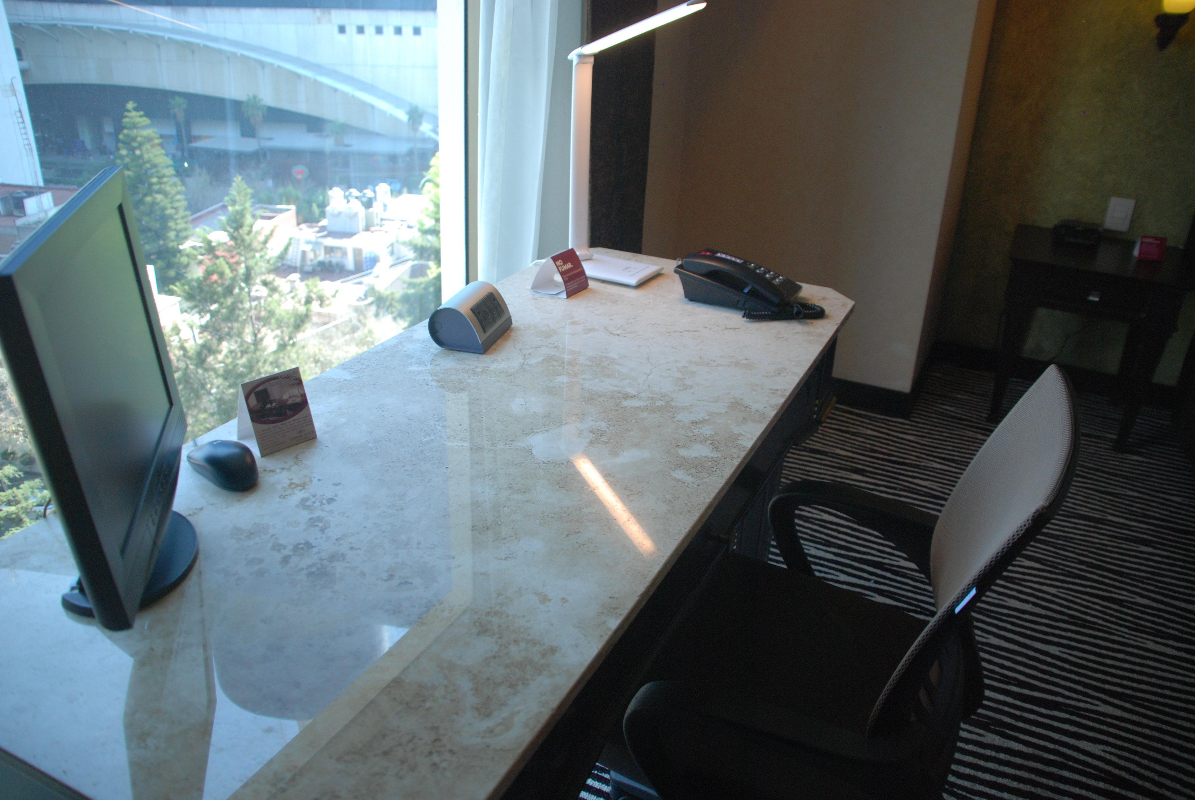 Belair Unique Mexico City Wtc, Trademark By Wyndham Exterior photo A marble desk